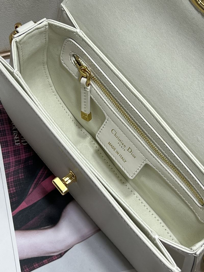 Christian Dior Montaigne Bags